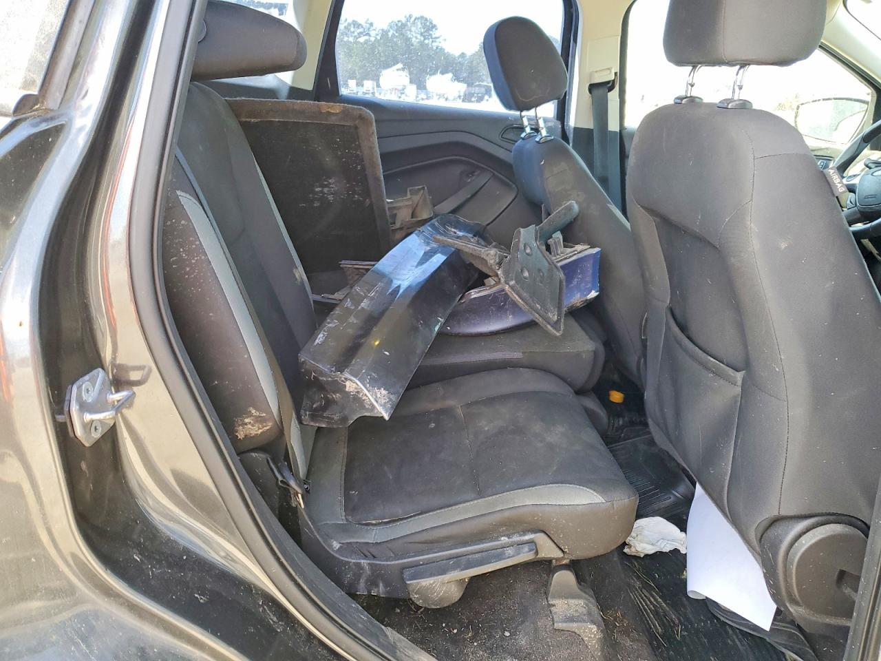2016 FORD ESCAPE S photo 21