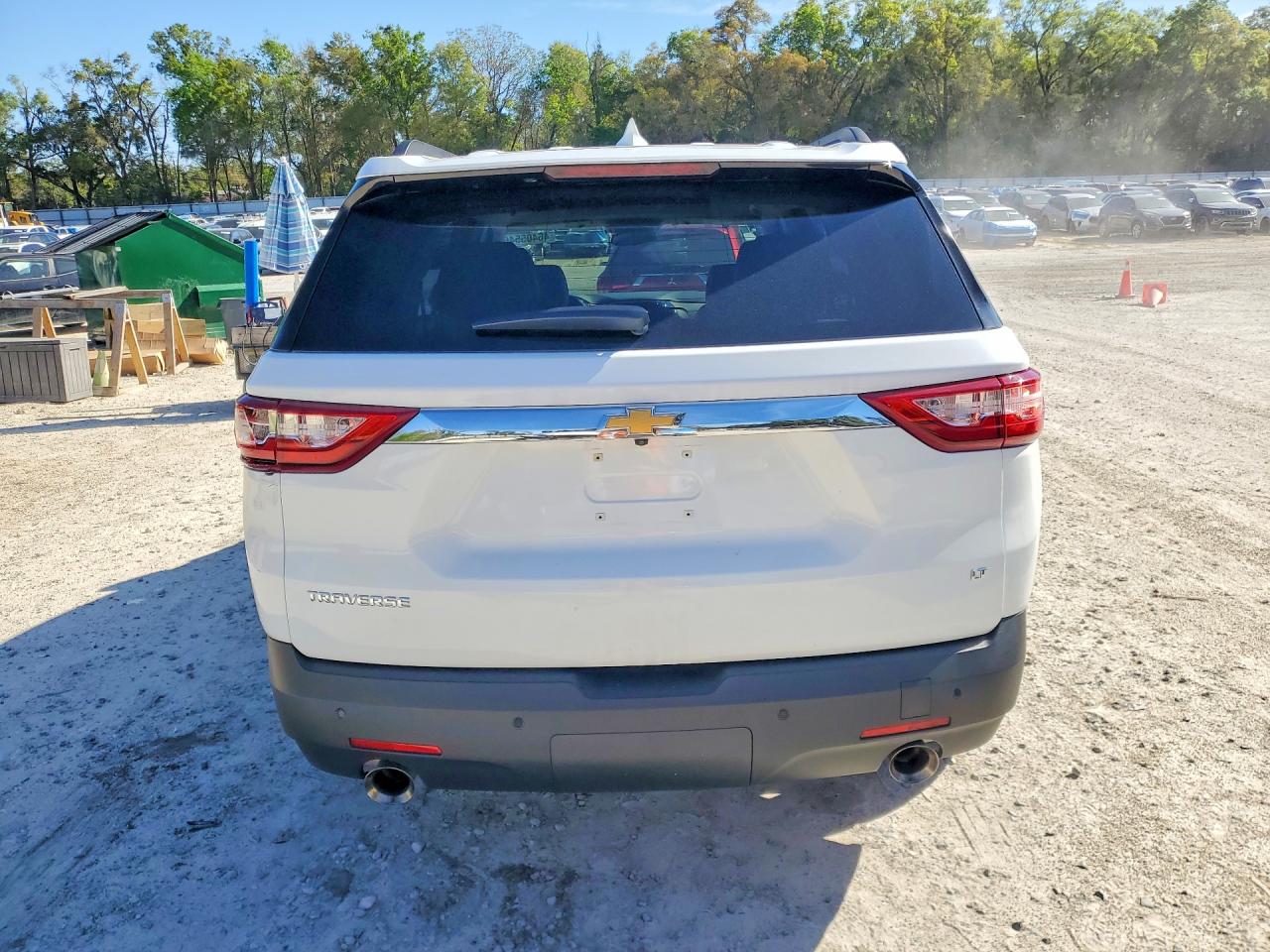 2019 CHEVROLET TRAVERSE LT photo 11