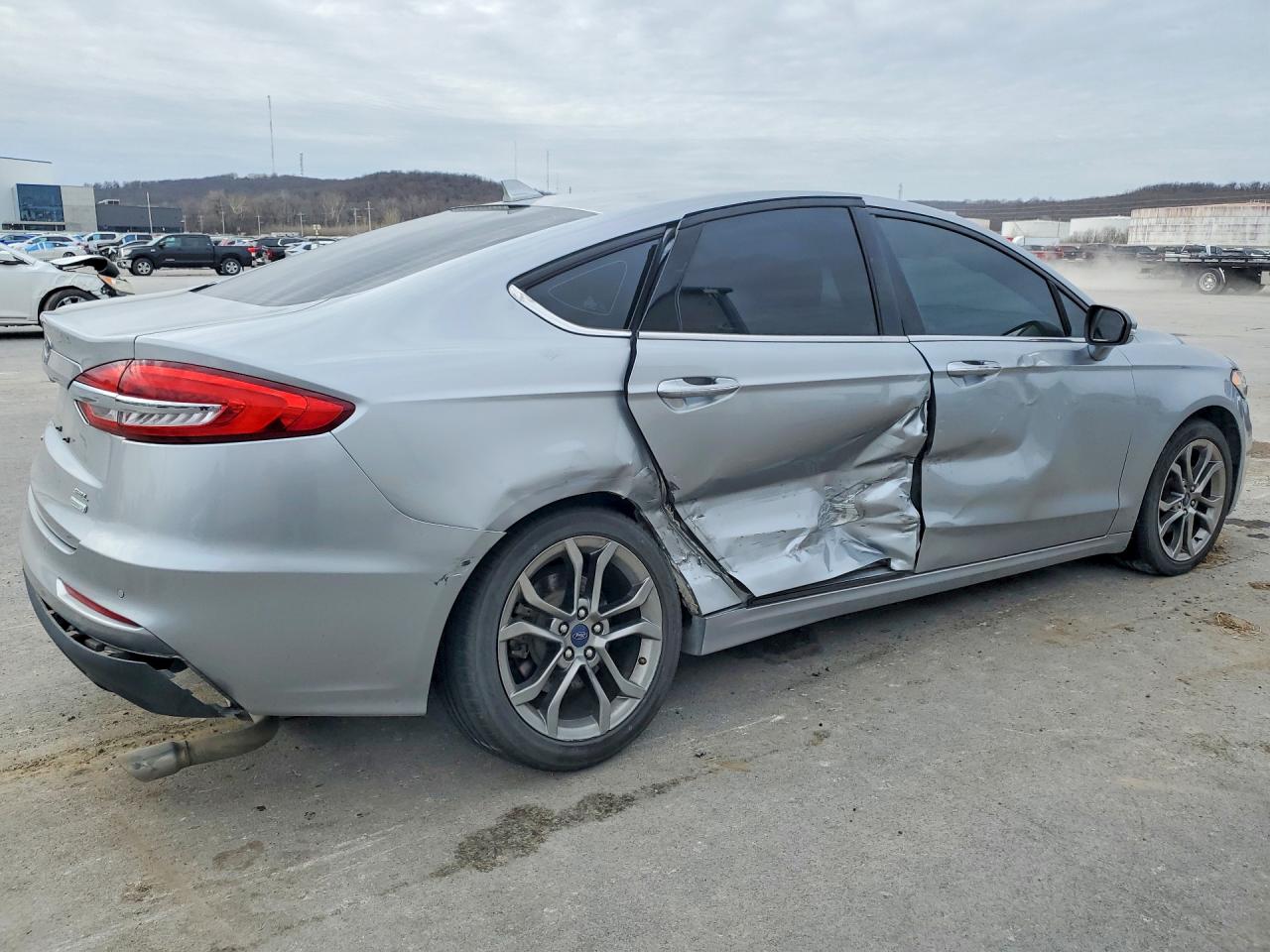 2020 FORD FUSION SEL photo 7