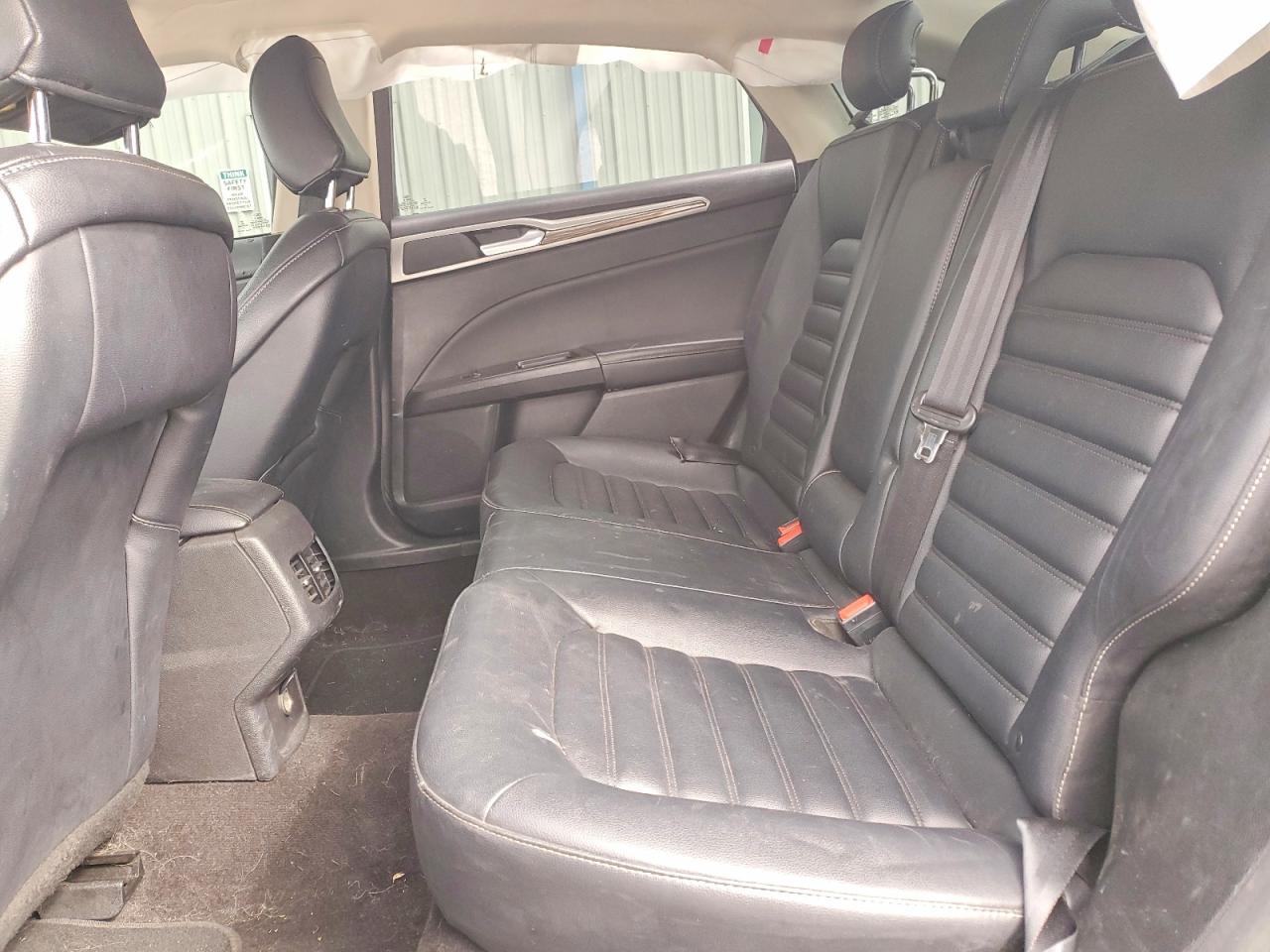 2020 FORD FUSION SEL photo 28