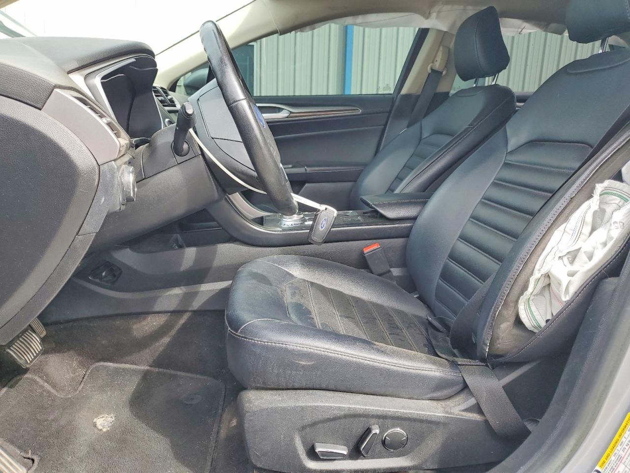 2020 FORD FUSION SEL photo 19