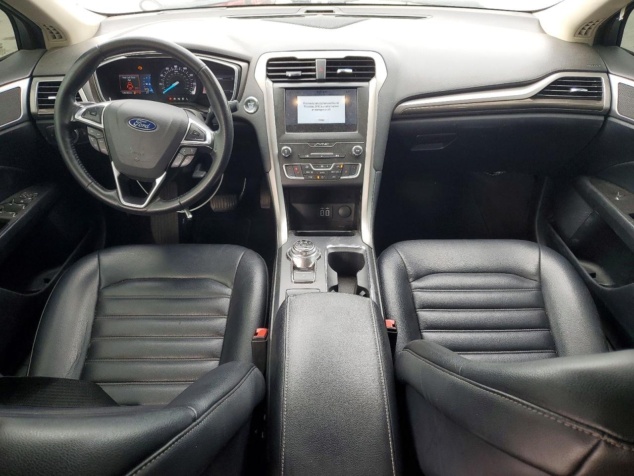 2020 FORD FUSION SEL photo 22