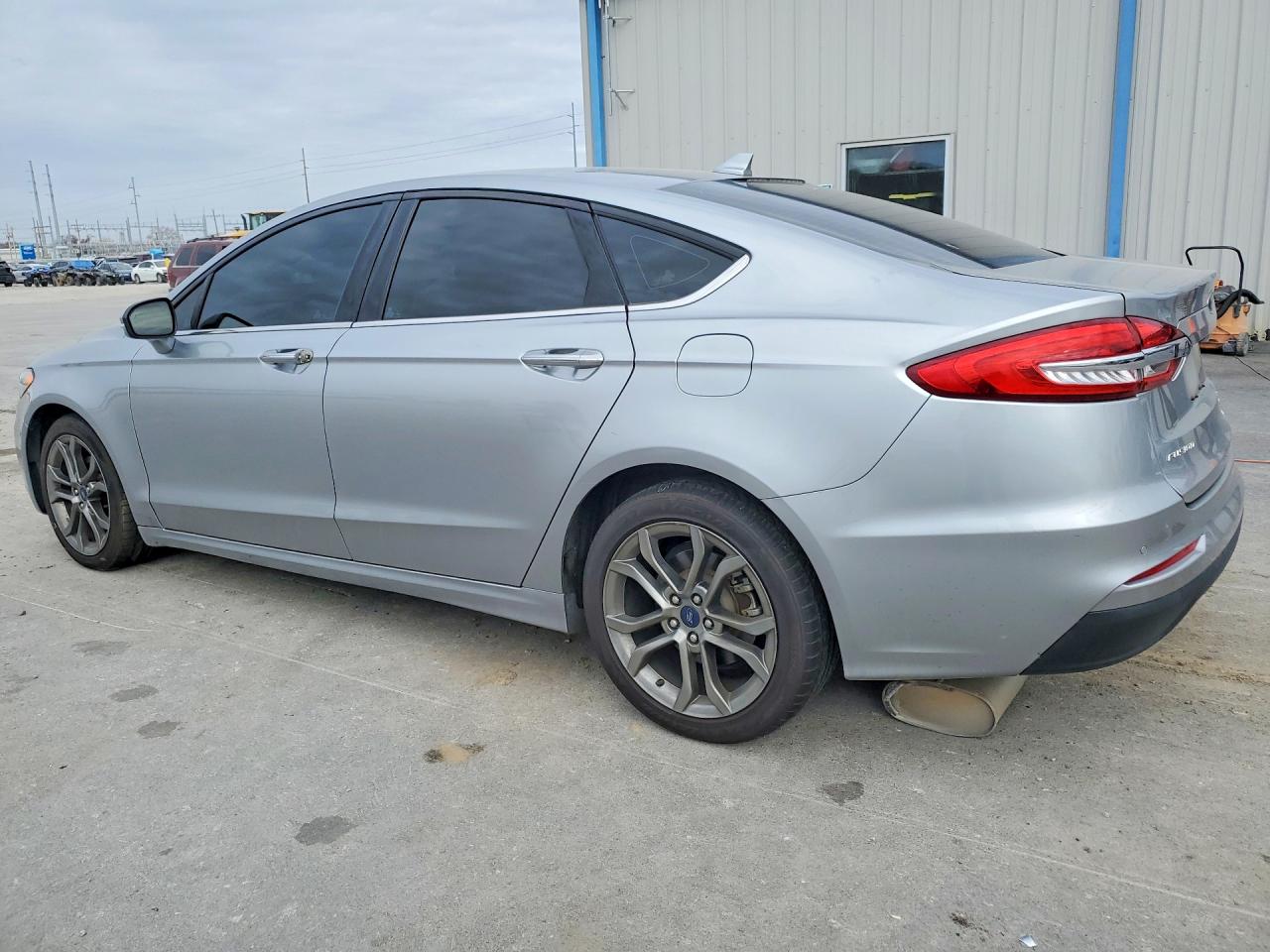 2020 FORD FUSION SEL photo 4