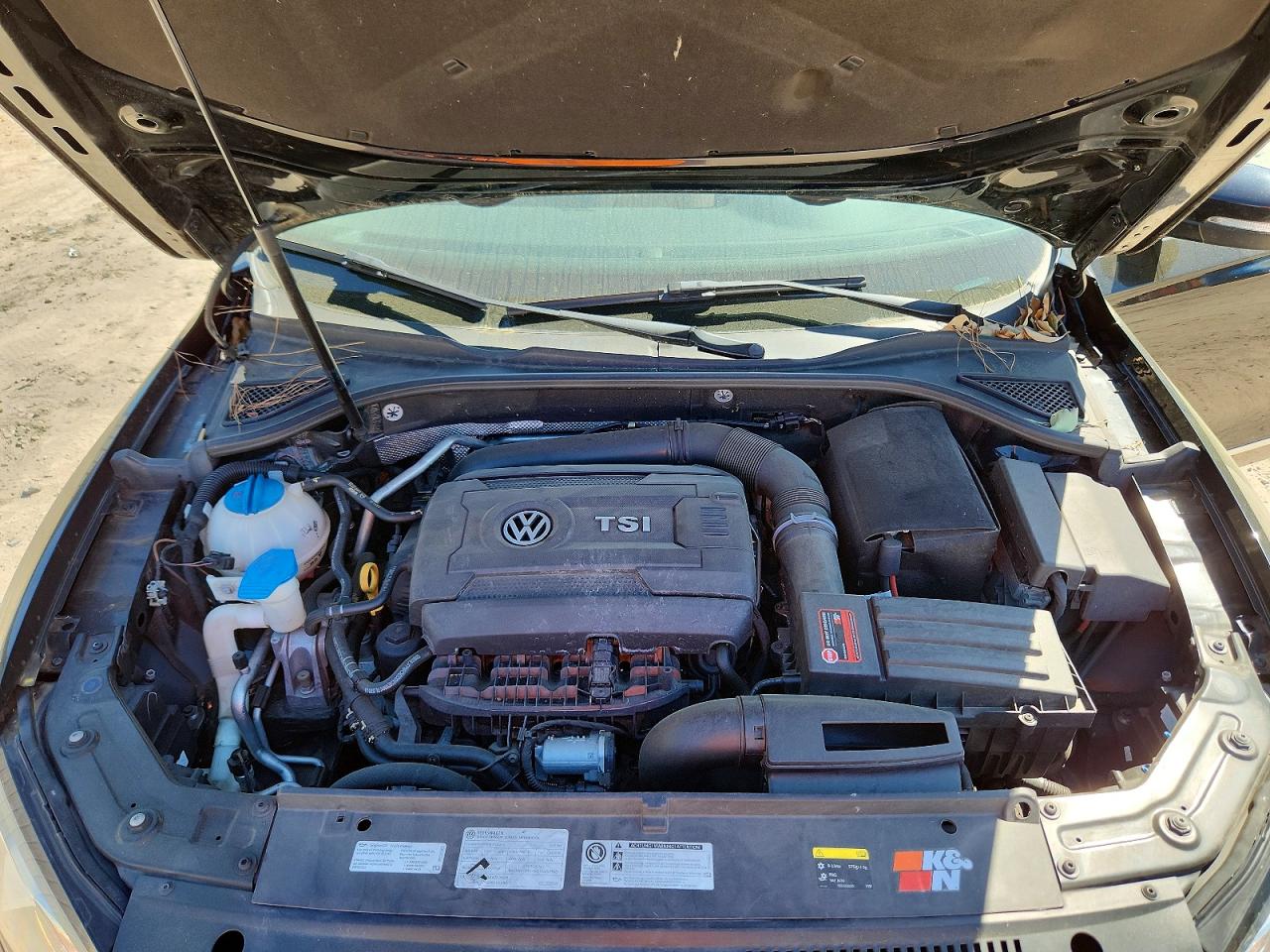 2015 VOLKSWAGEN PASSAT SE photo 11