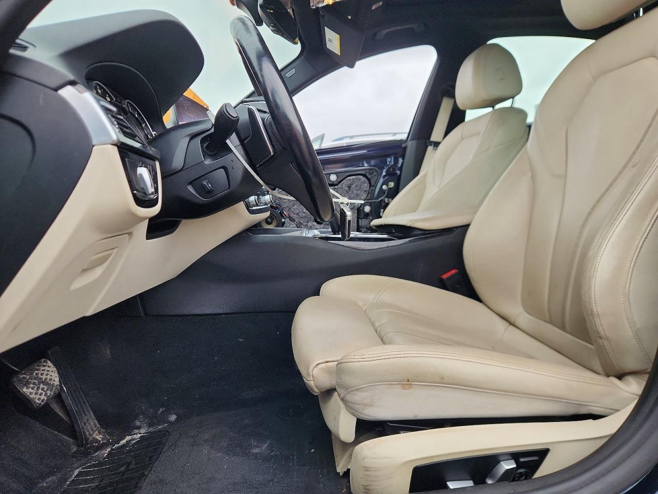 2019 BMW 530 XI photo 13
