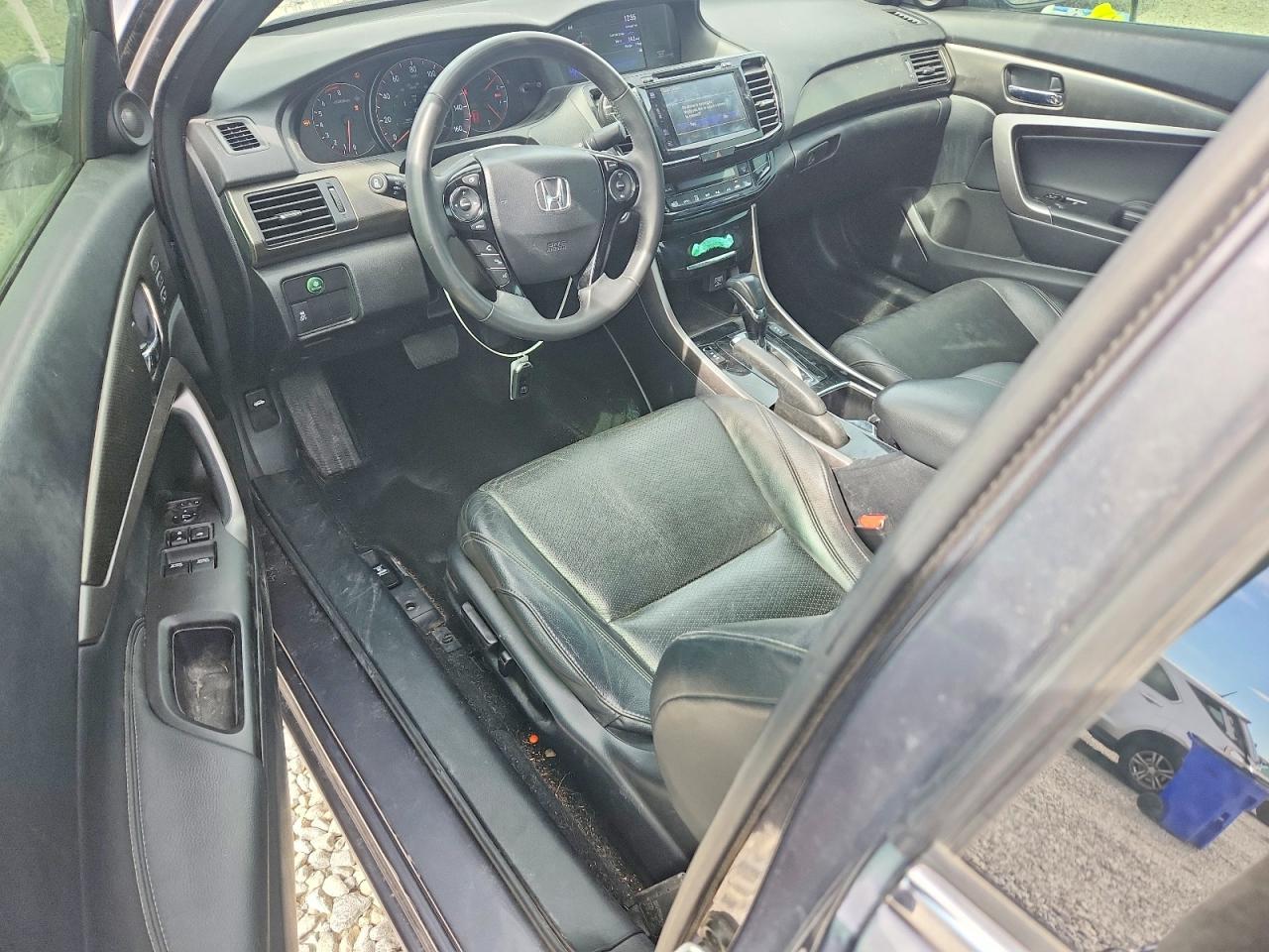 2017 HONDA ACCORD EXL photo 8