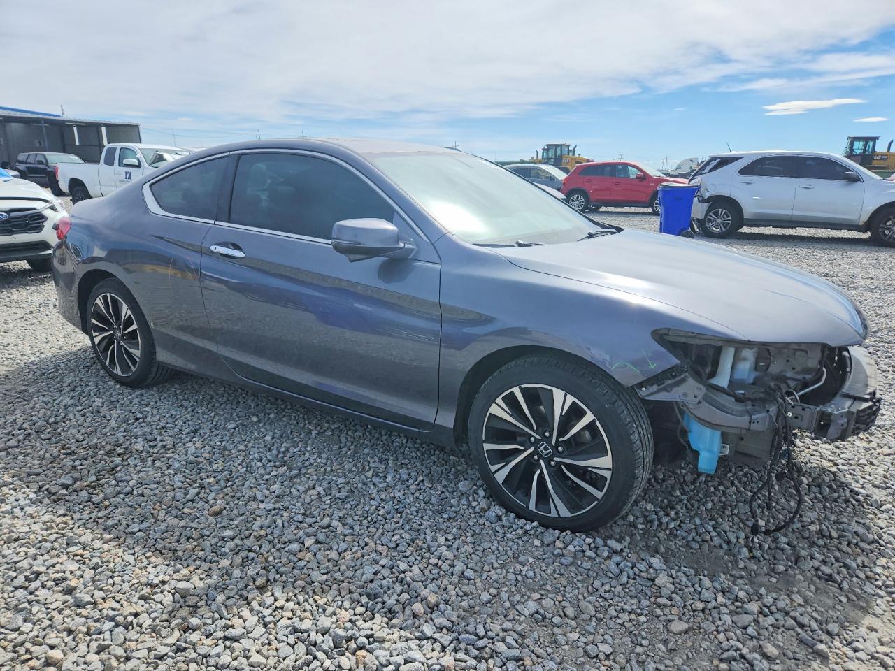 2017 HONDA ACCORD EXL photo 4