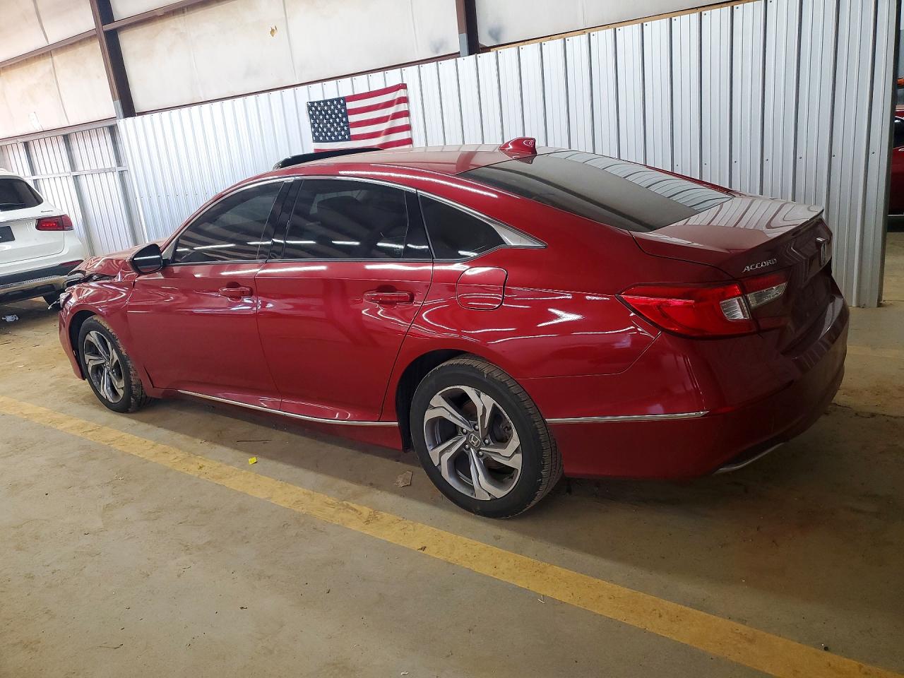 2018 HONDA ACCORD EX photo 2