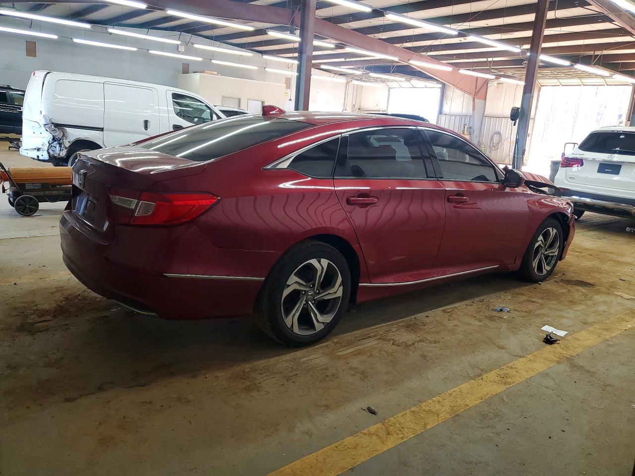 2018 HONDA ACCORD EX photo 3