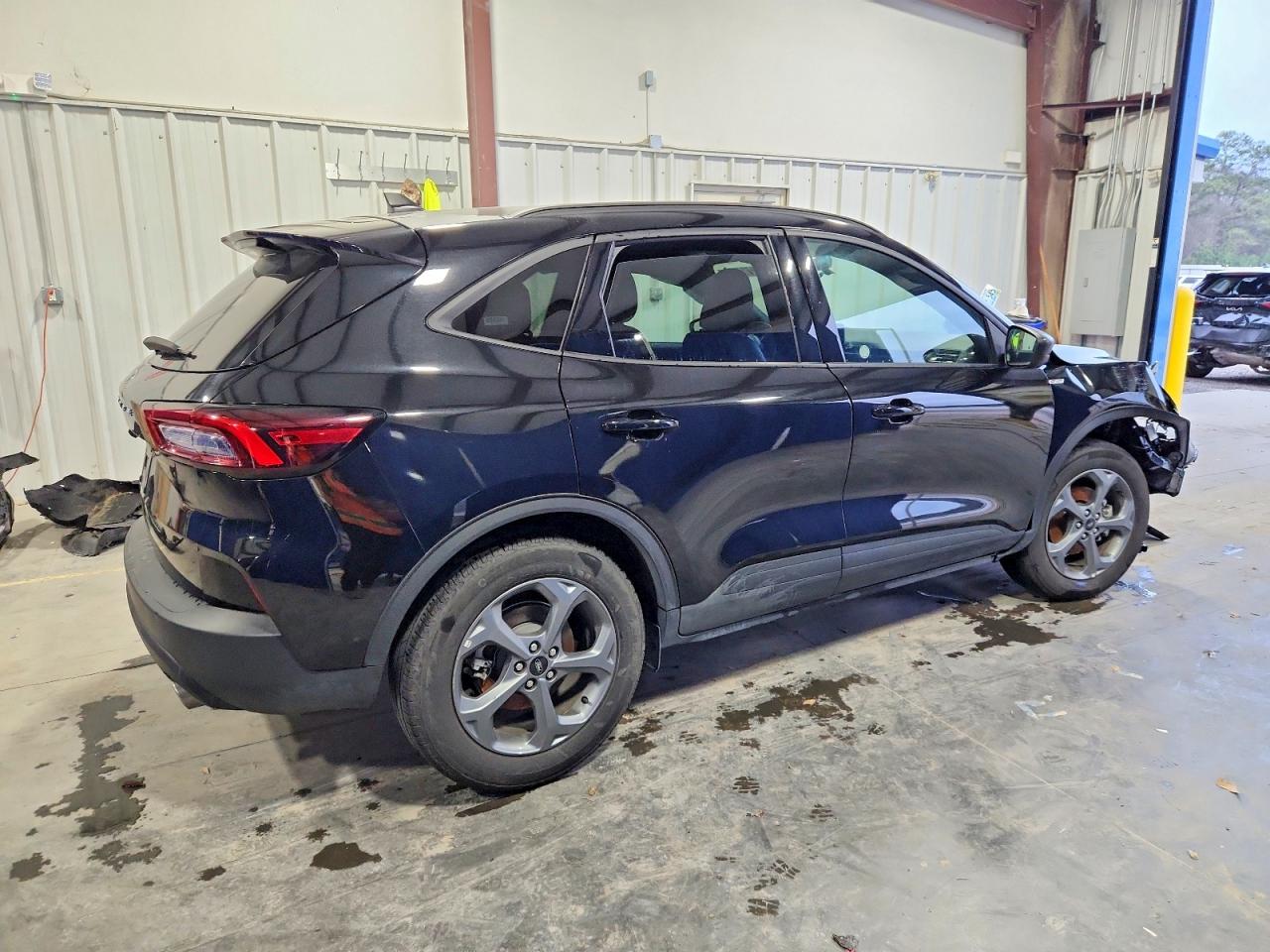 2025 FORD ESCAPE ST LINE photo 5