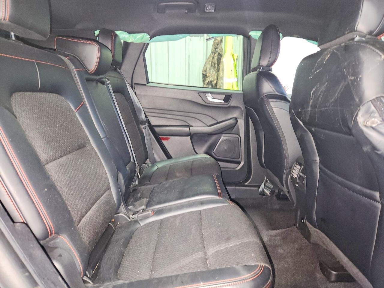 2025 FORD ESCAPE ST LINE photo 19