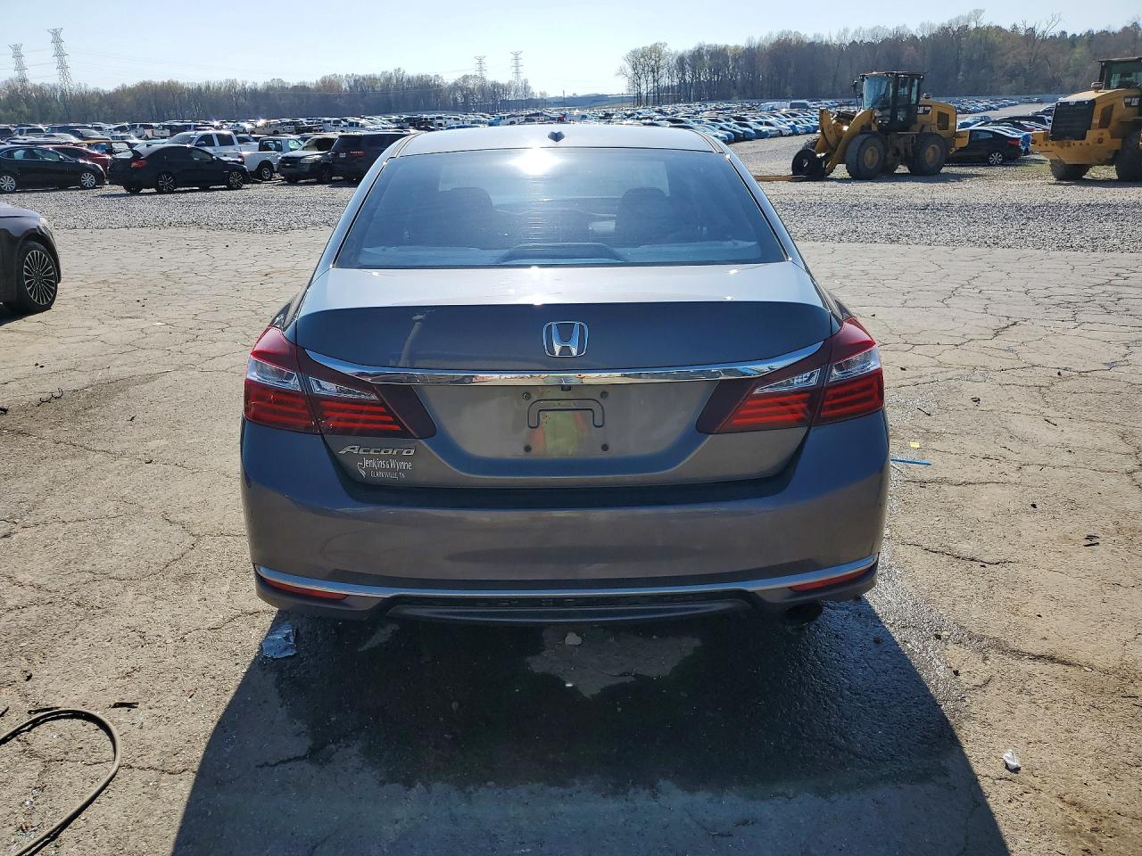 2016 HONDA ACCORD EX photo 16