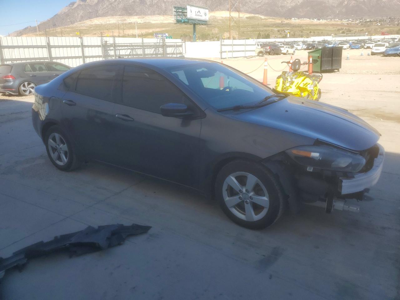 2015 DODGE DART SXT photo 4