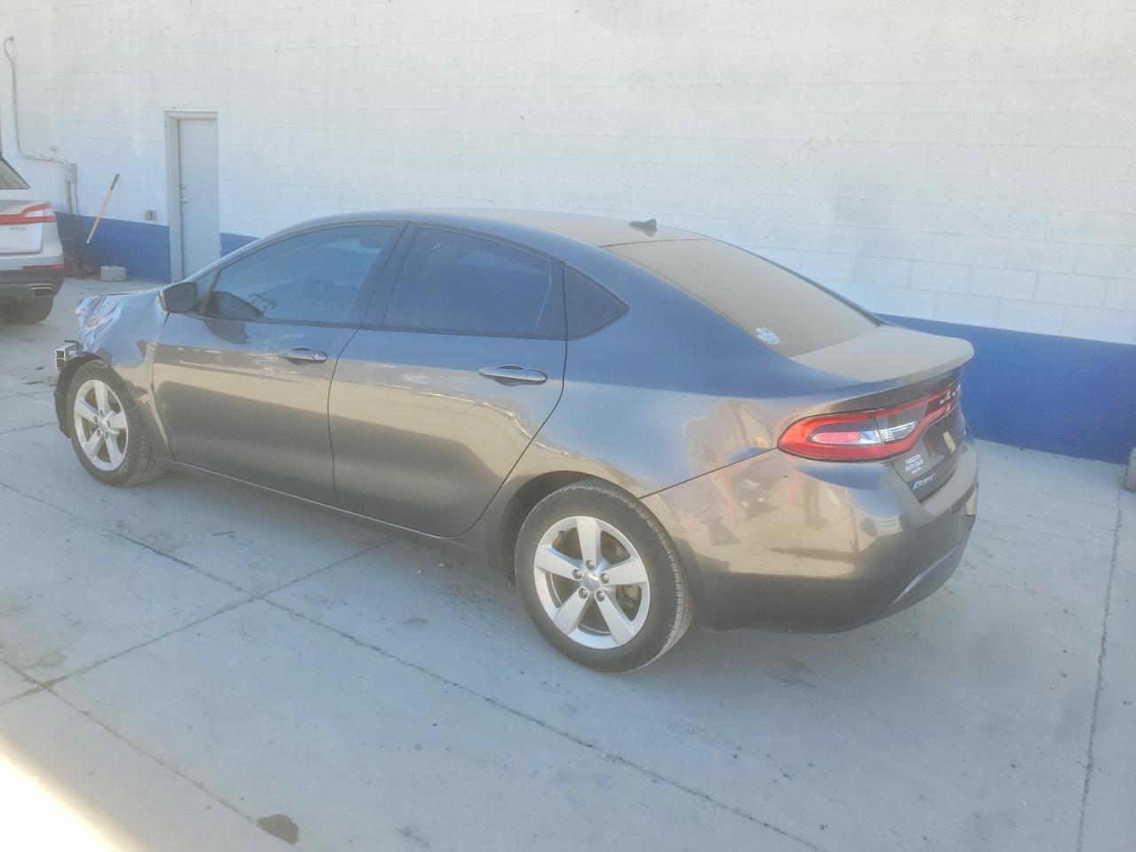 2015 DODGE DART SXT photo 2