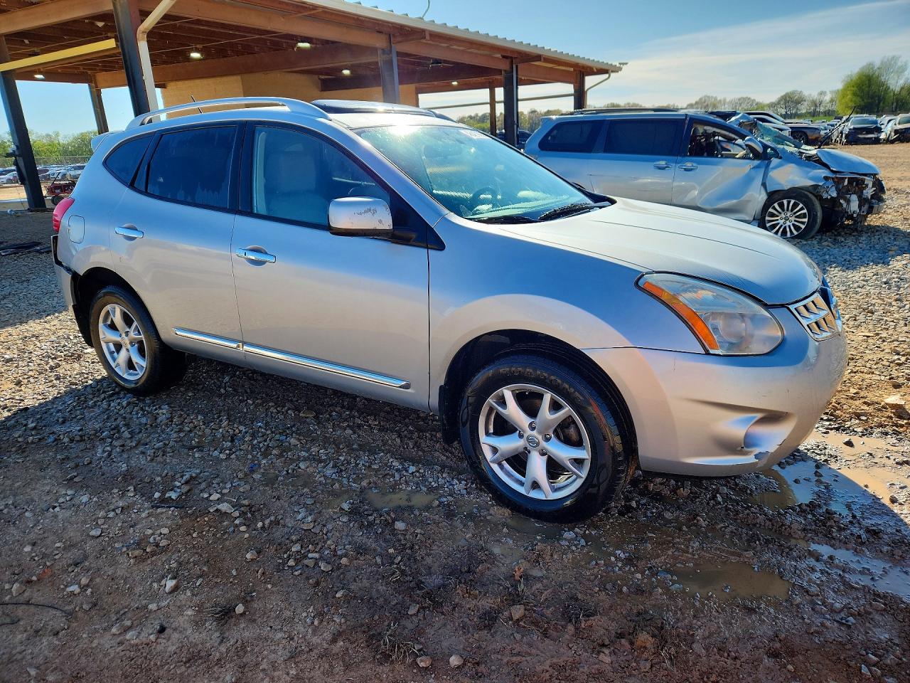 2011 NISSAN ROGUE S photo 7
