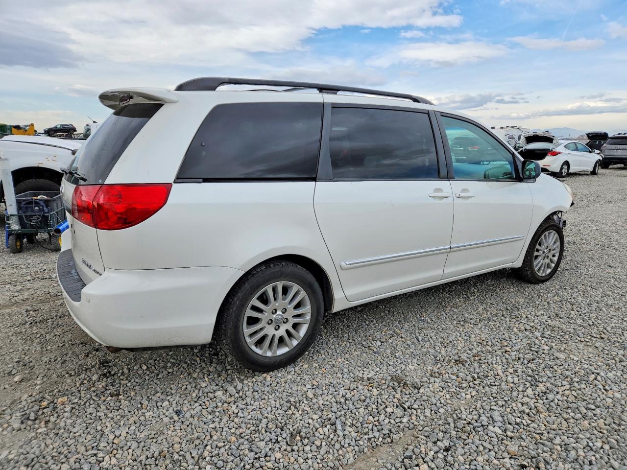 2007 TOYOTA SIENNA XLE LIMITED 7-PASSENGER photo 5