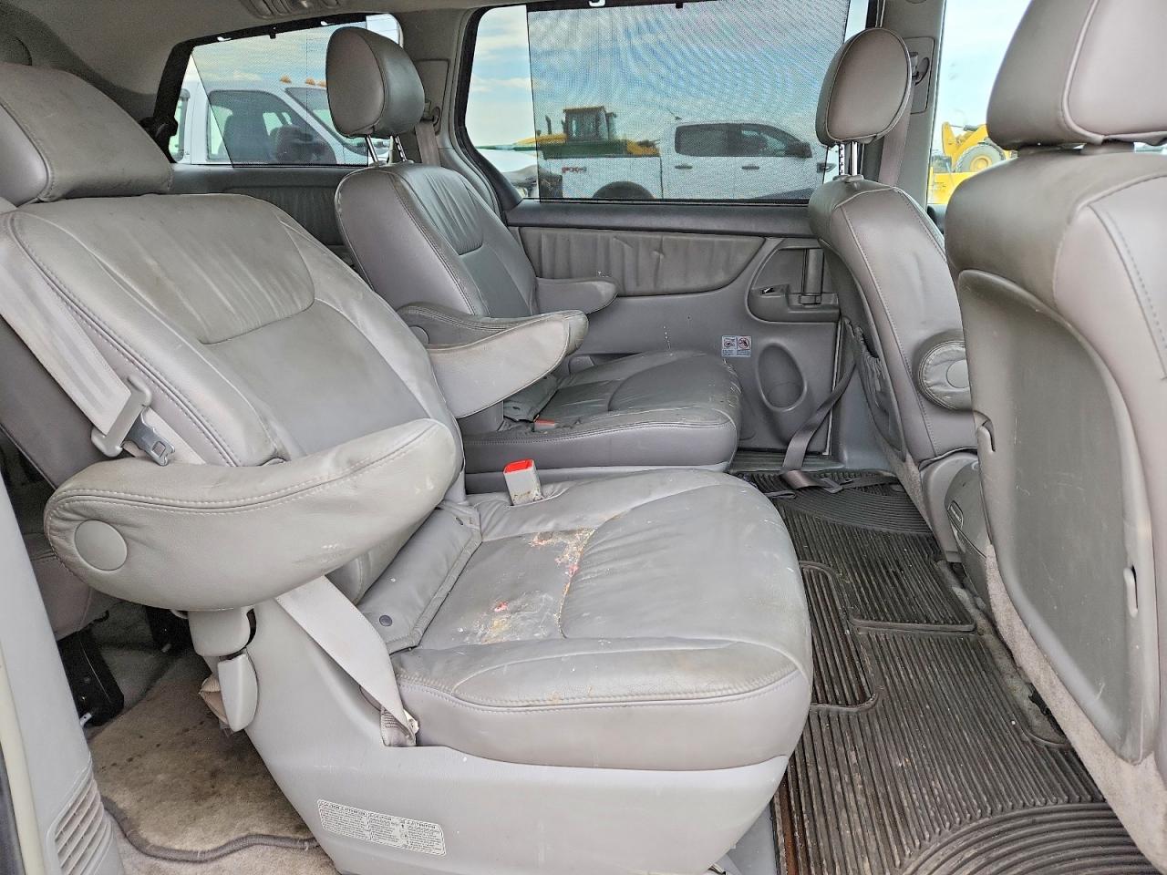2007 TOYOTA SIENNA XLE LIMITED 7-PASSENGER photo 21
