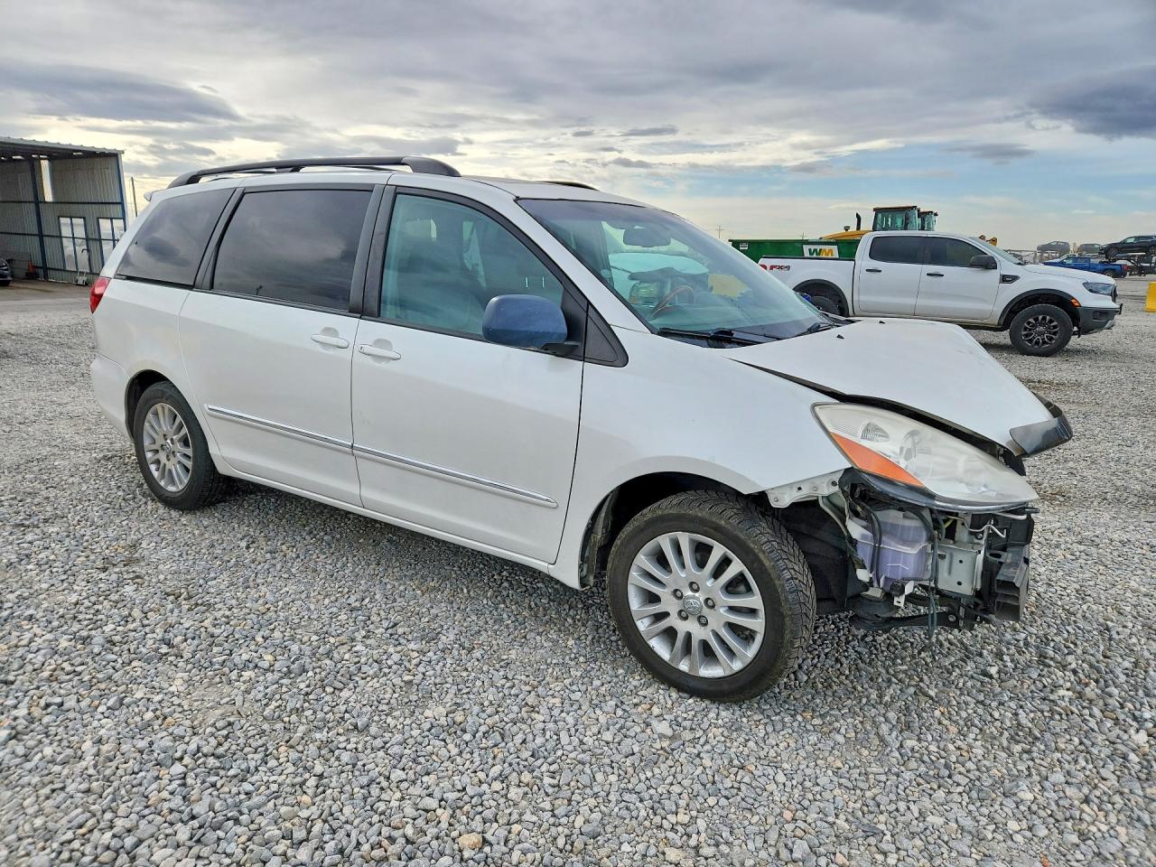 2007 TOYOTA SIENNA XLE LIMITED 7-PASSENGER photo 7