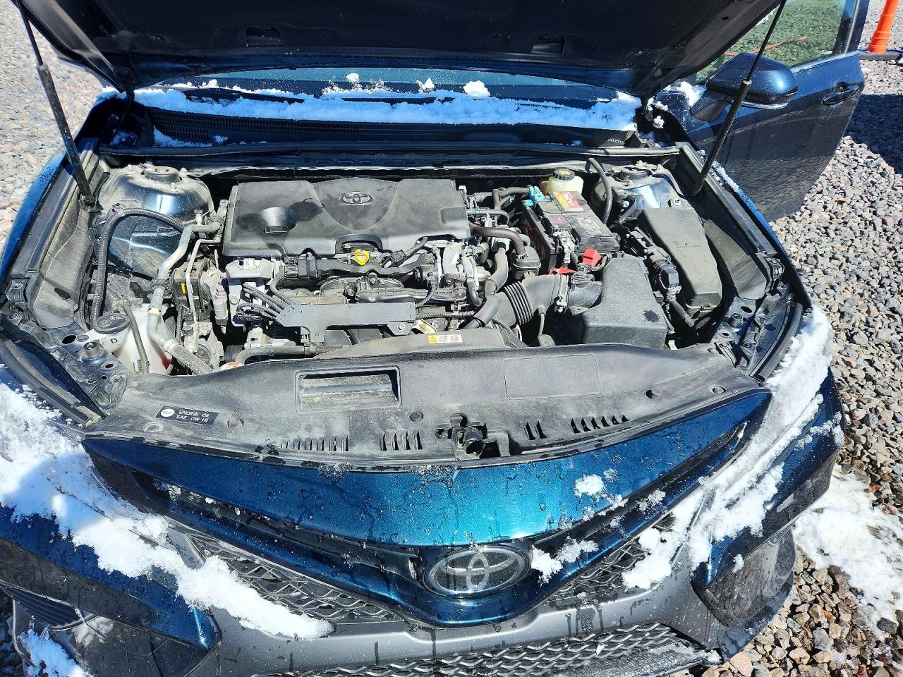 2018 TOYOTA CAMRY SE photo 21