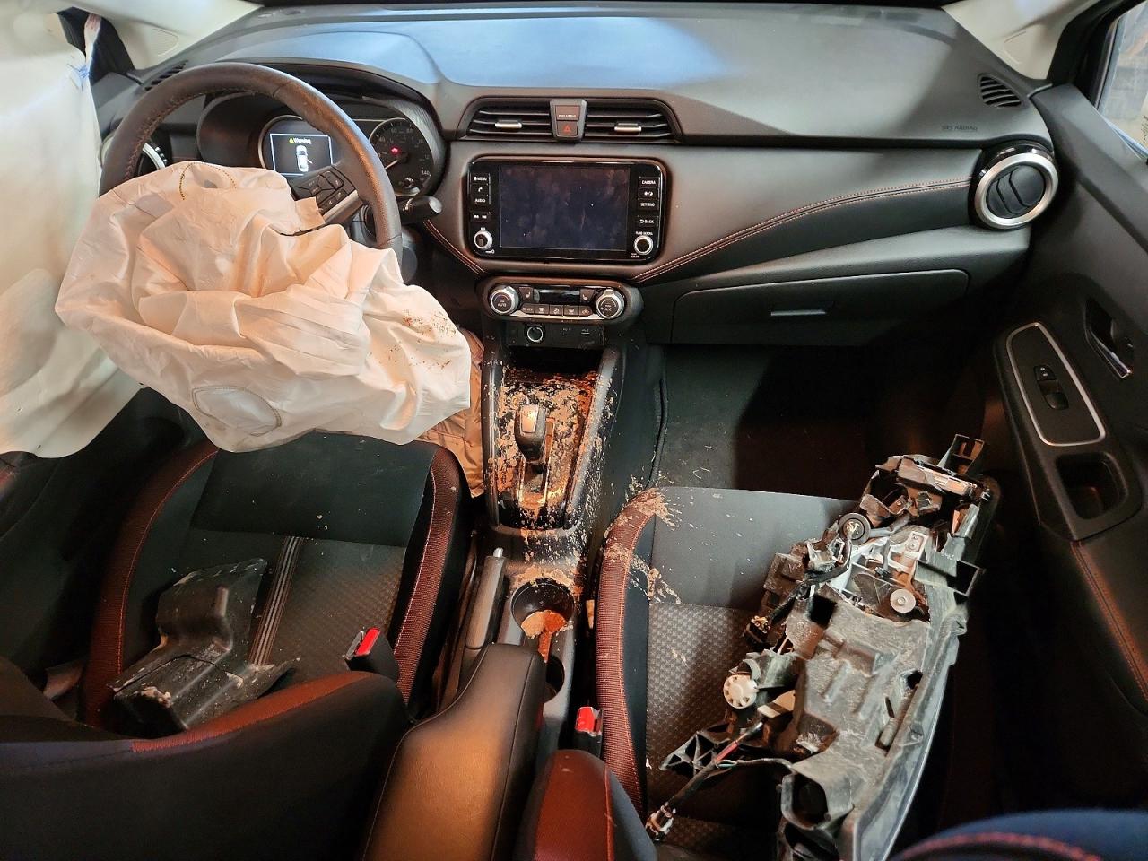 2024 NISSAN VERSA SR photo 22