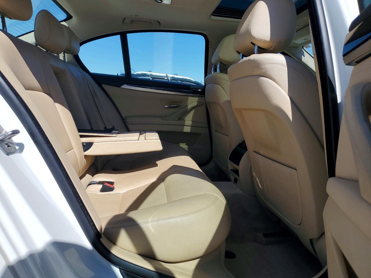 2015 BMW 528 I photo 10
