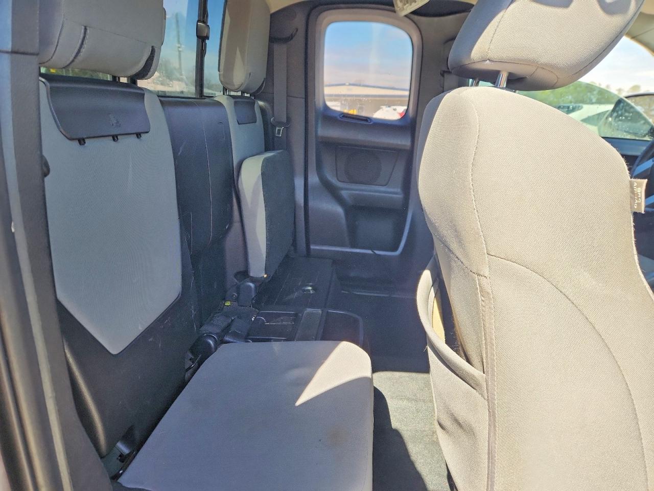 2019 TOYOTA TACOMA SR5 V6 photo 10
