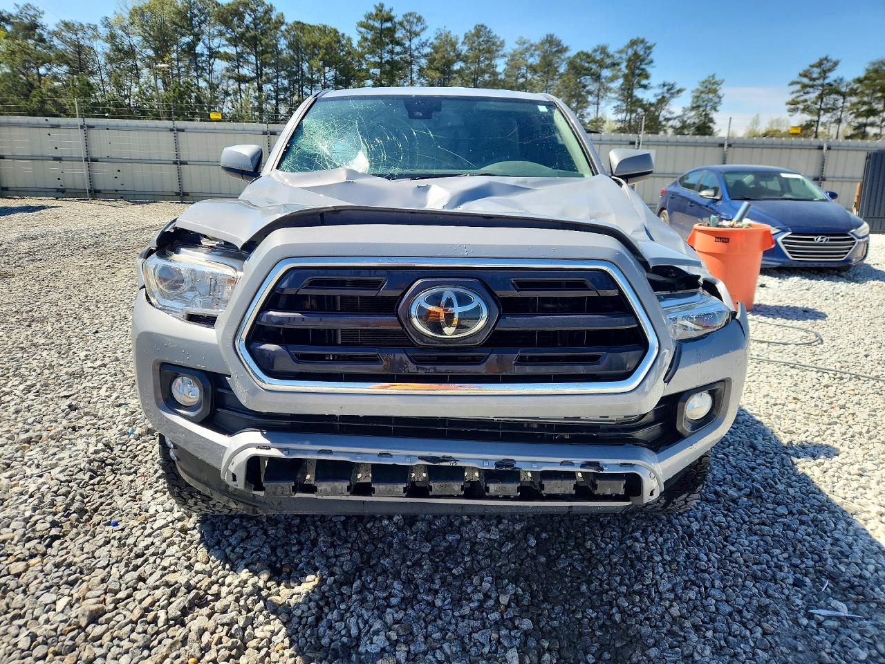 2019 TOYOTA TACOMA SR5 V6 photo 5
