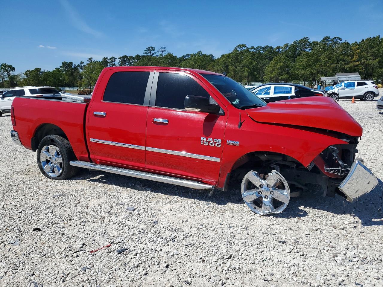 2018 RAM 1500 SLT photo 4