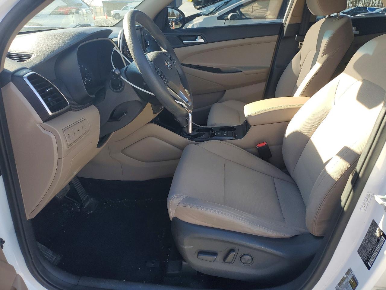 2019 HYUNDAI TUCSON VALUE photo 7