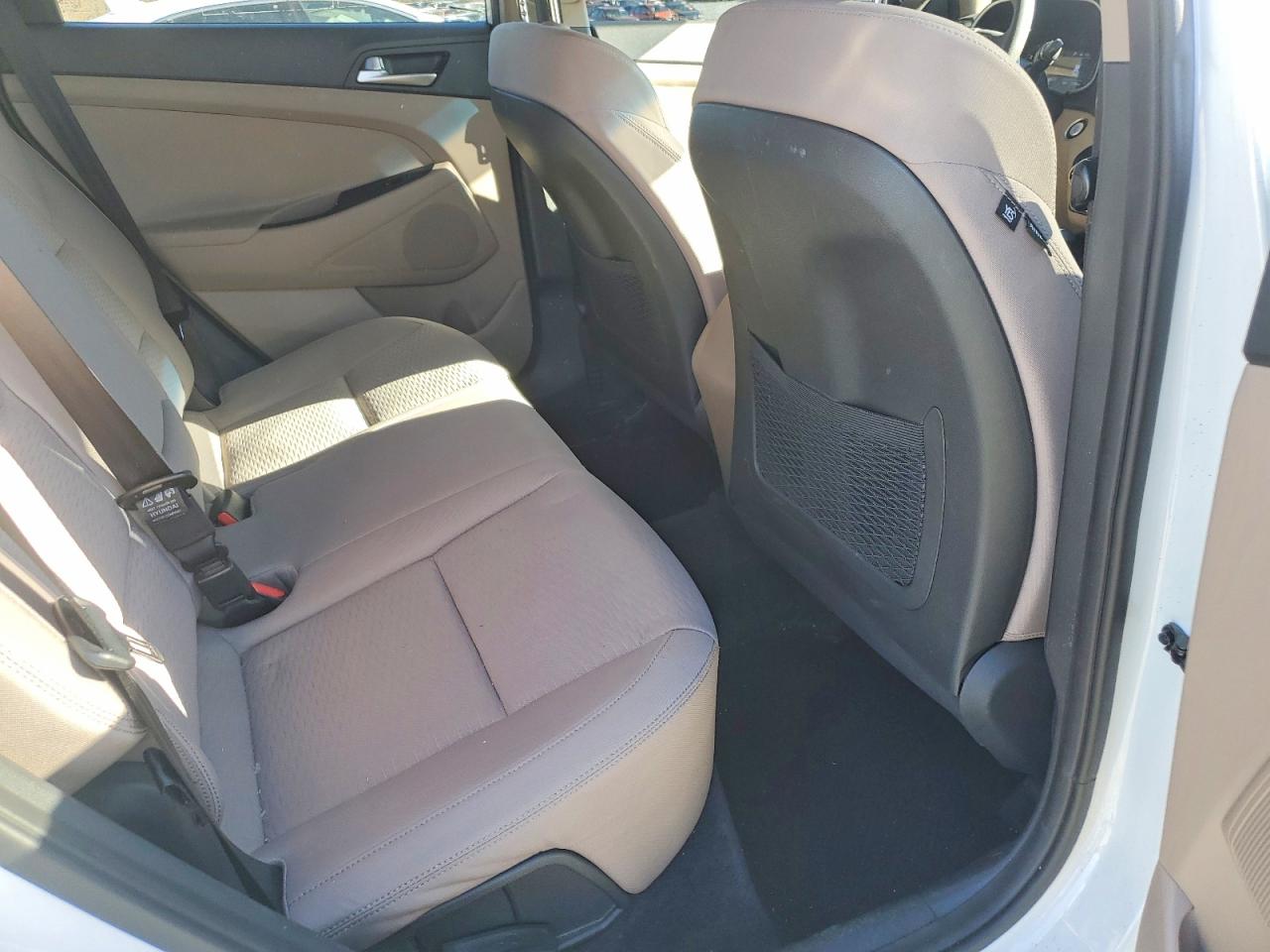 2019 HYUNDAI TUCSON VALUE photo 11