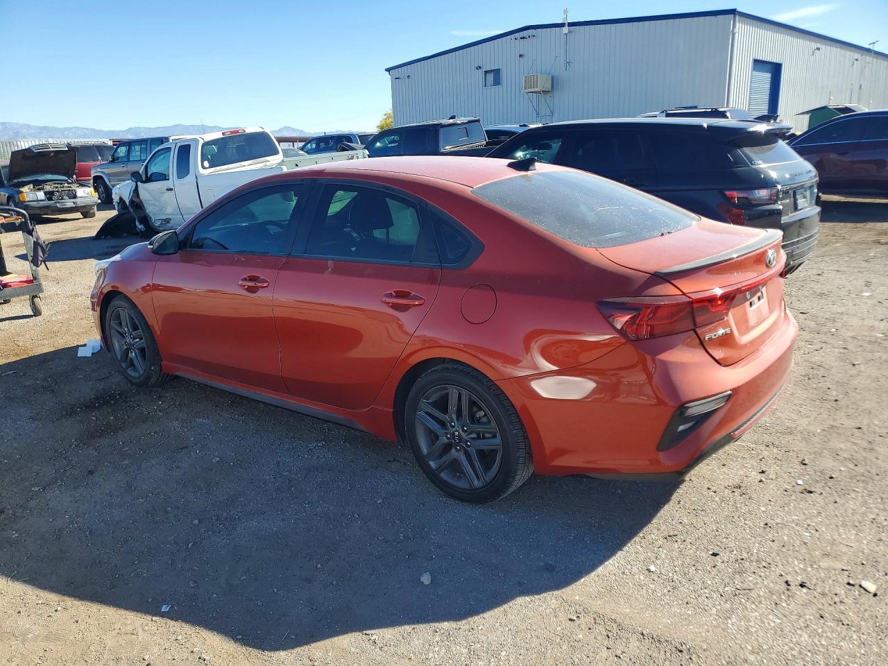 2020 KIA FORTE GT LINE photo 2