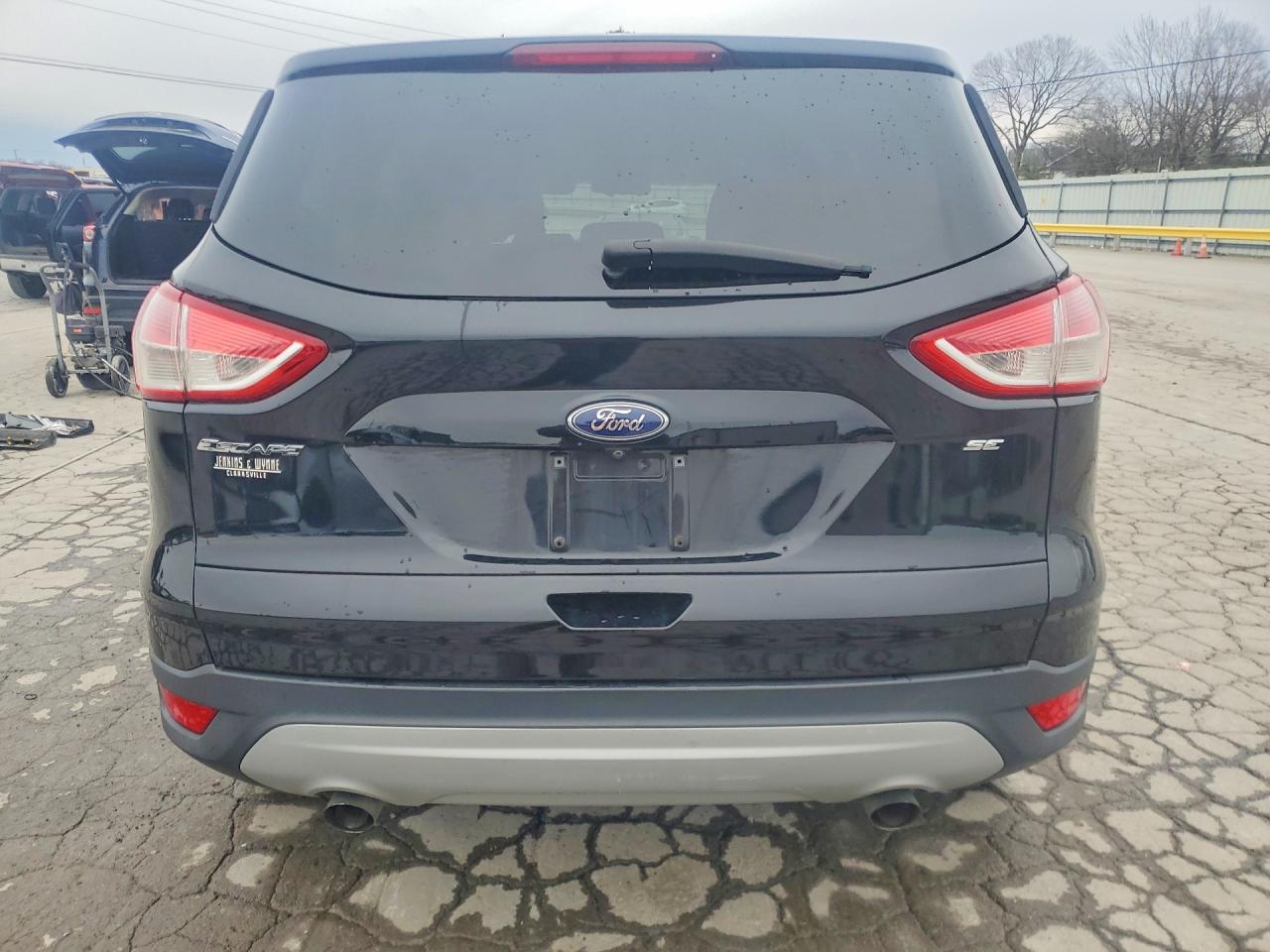 2016 FORD ESCAPE SE photo 11
