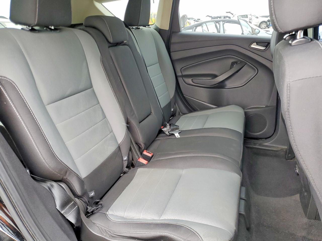 2016 FORD ESCAPE SE photo 21