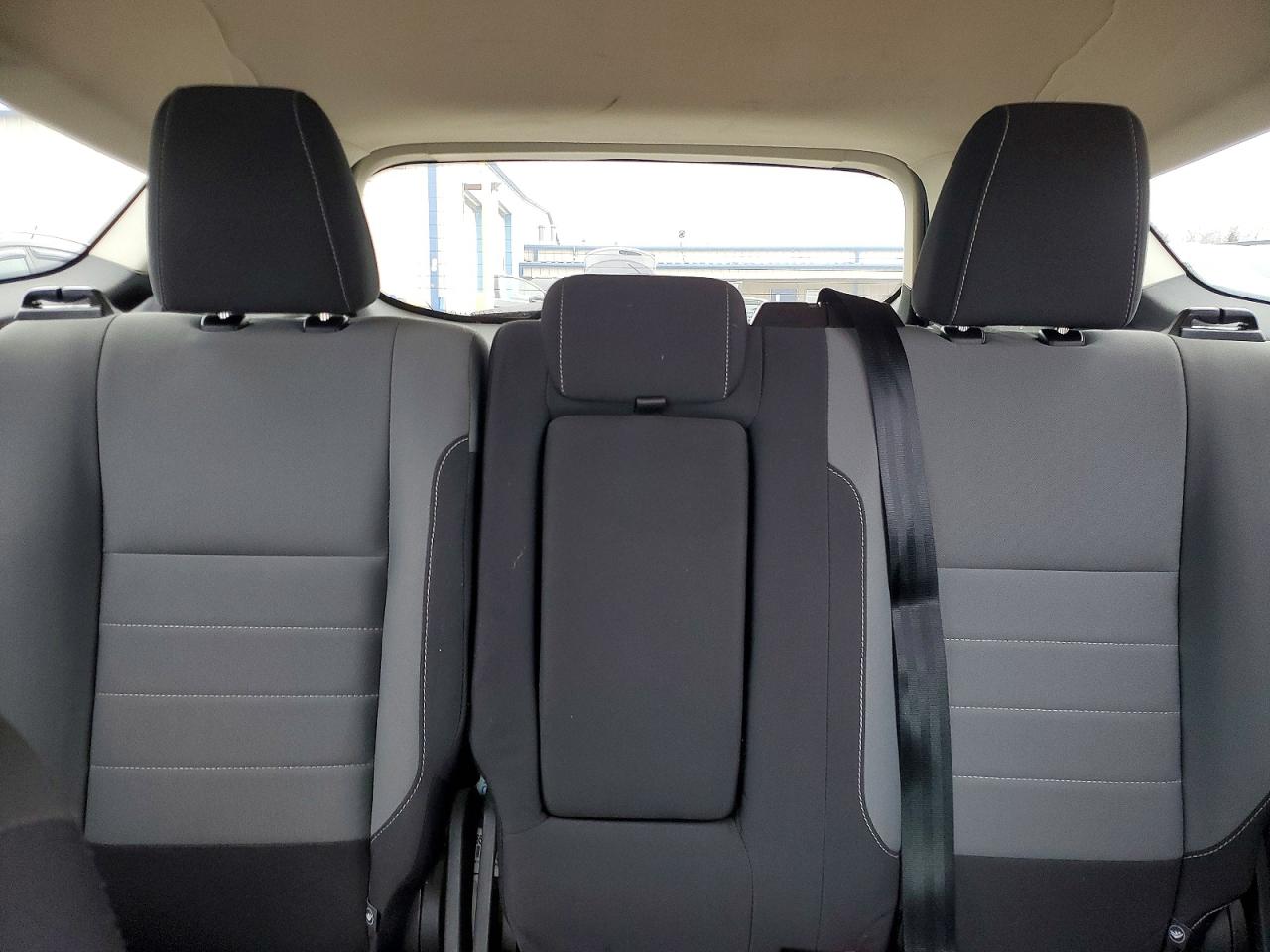2016 FORD ESCAPE SE photo 19