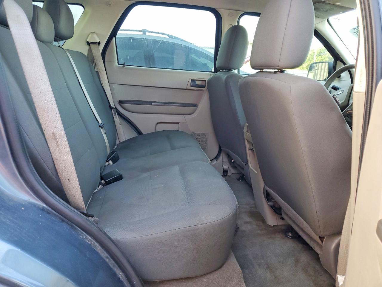 2010 FORD ESCAPE XLS photo 21