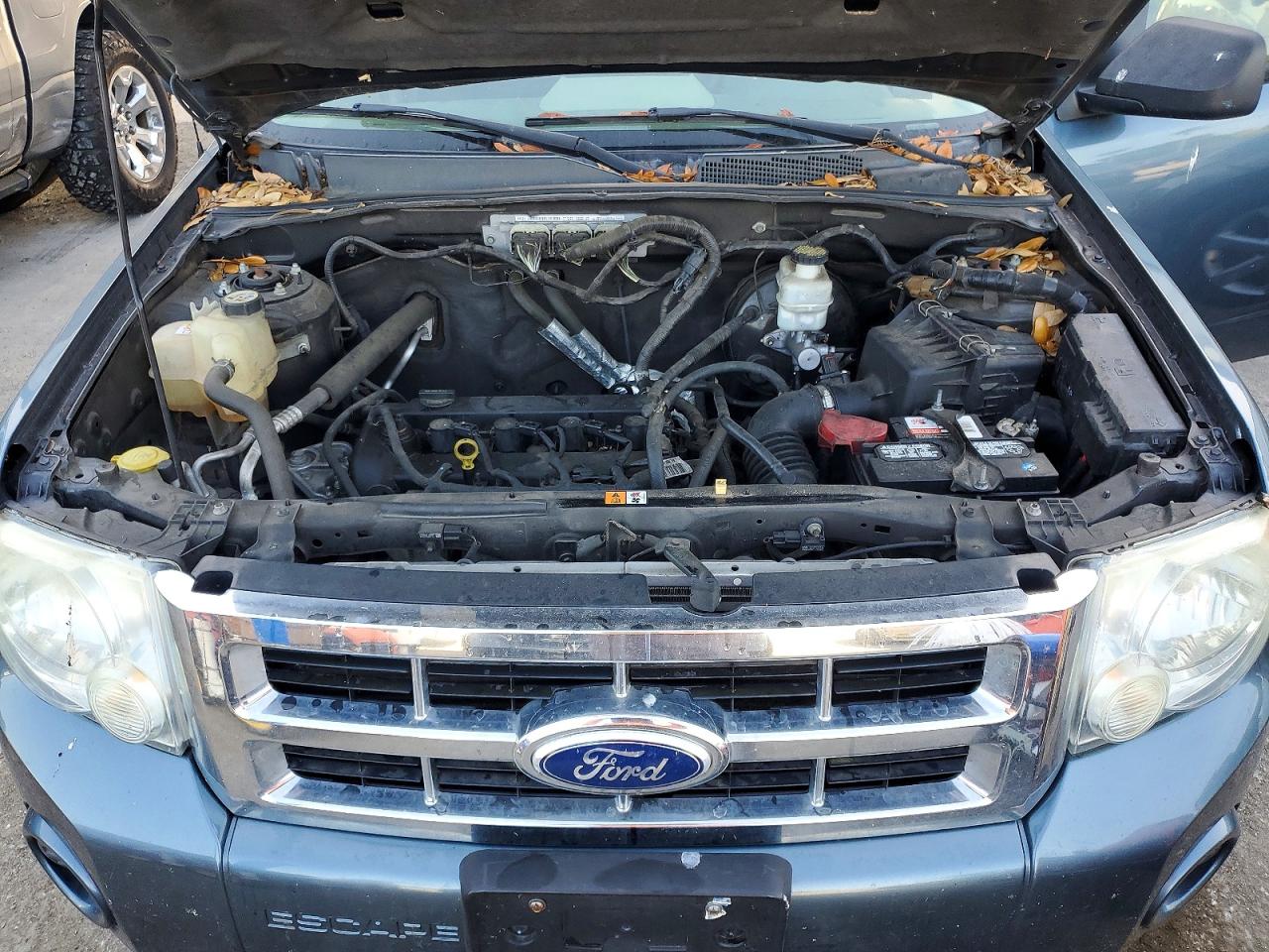 2010 FORD ESCAPE XLS photo 23