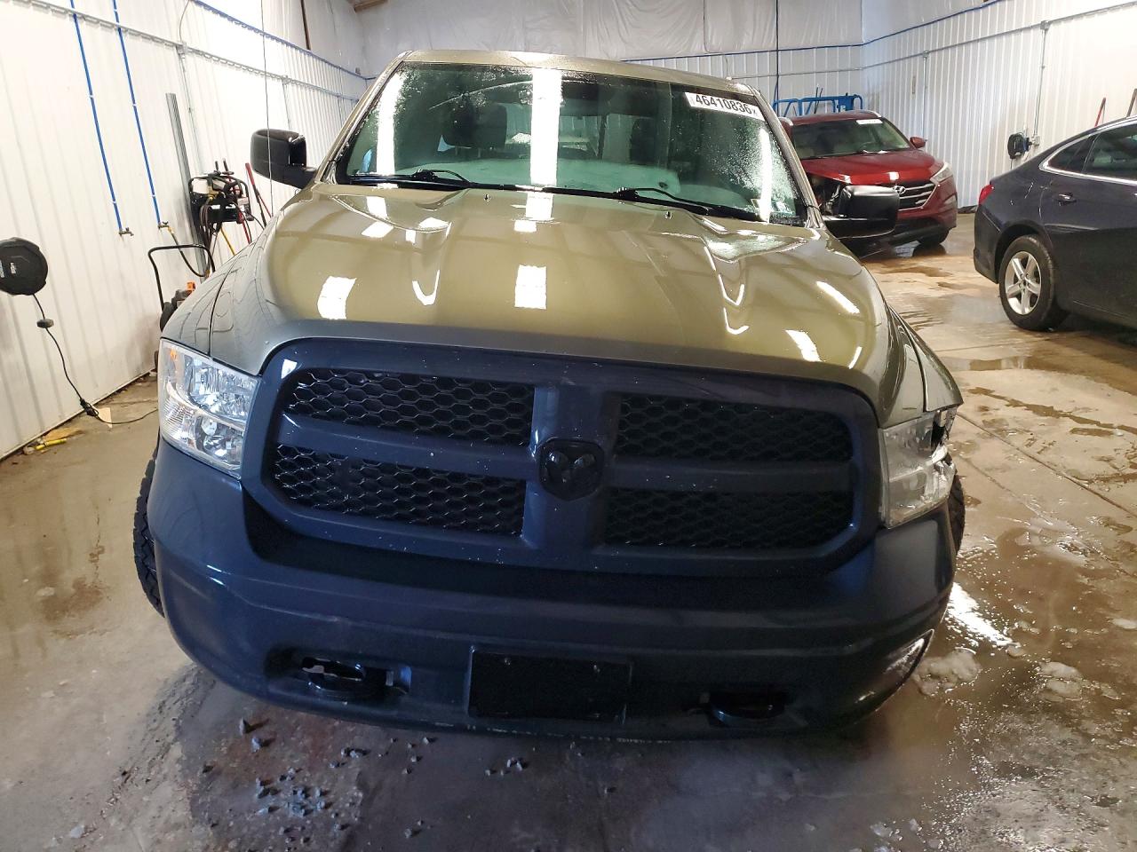 2015 RAM 1500 ST photo 9
