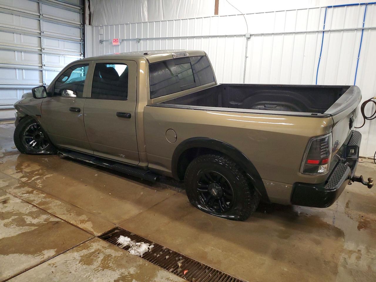 2015 RAM 1500 ST photo 3