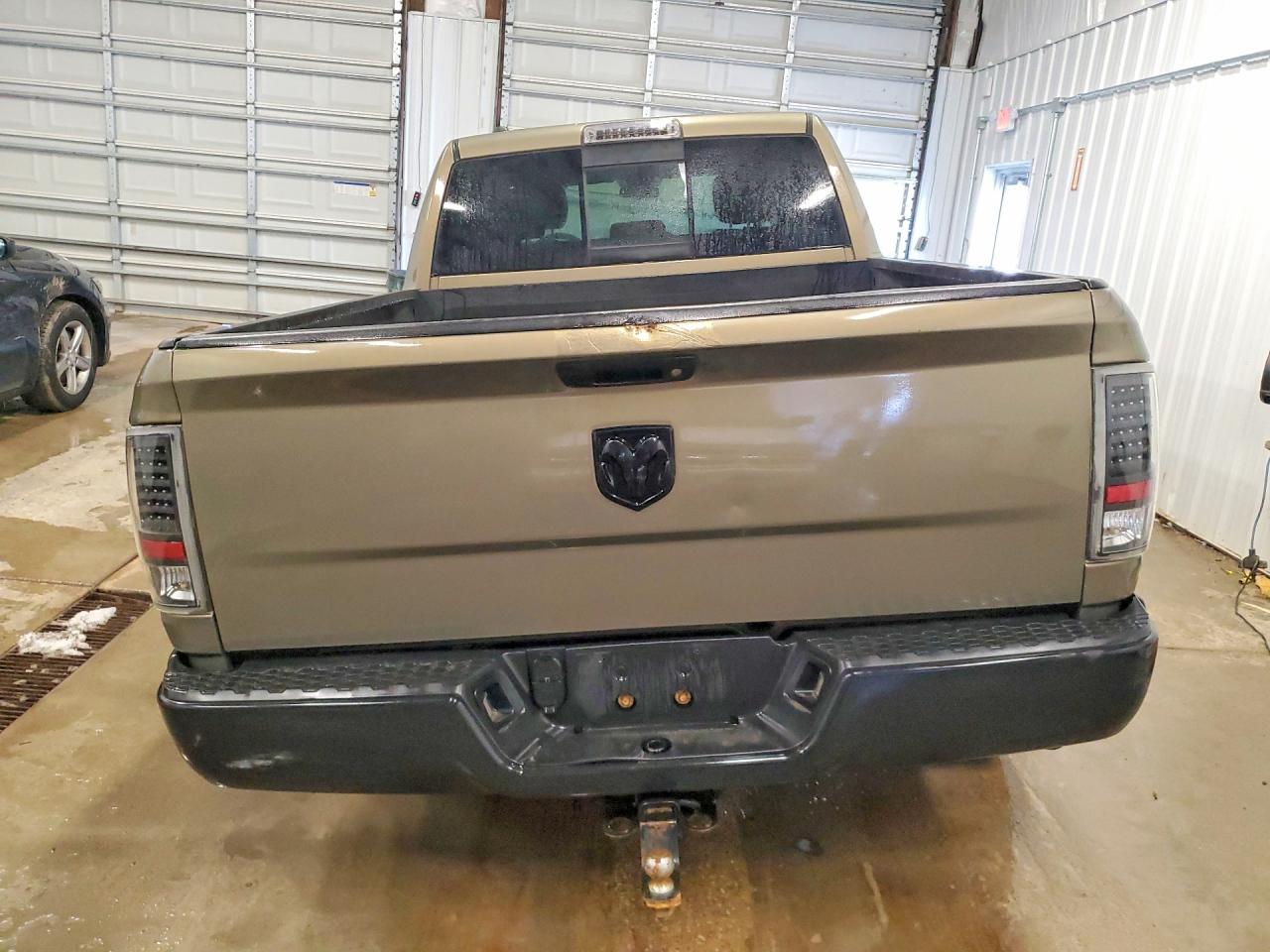 2015 RAM 1500 ST photo 11
