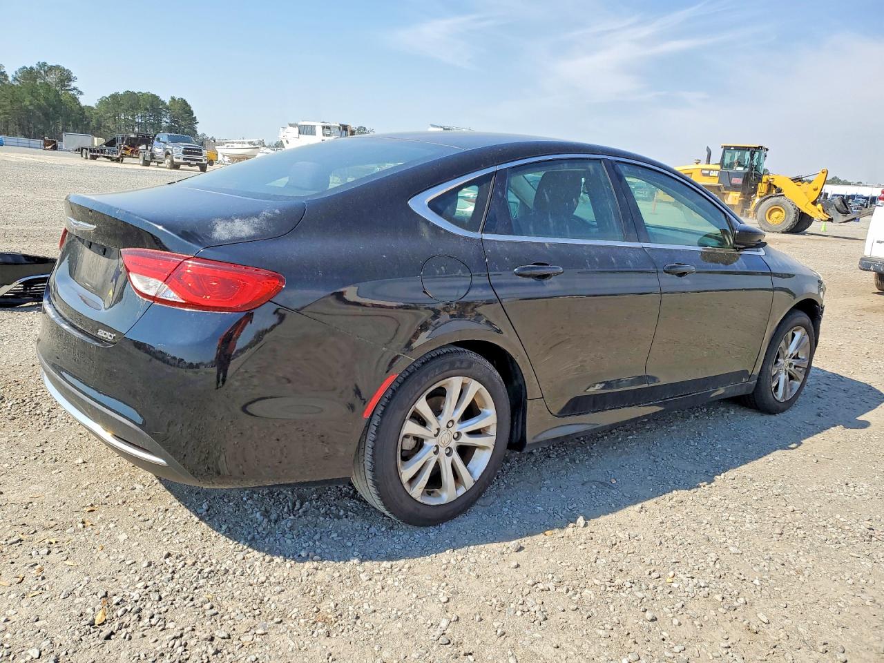 2015 CHRYSLER 200 LIMITED photo 5