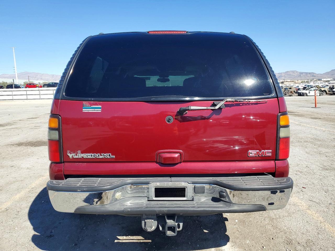 2005 GMC YUKON XL C1500 photo 6