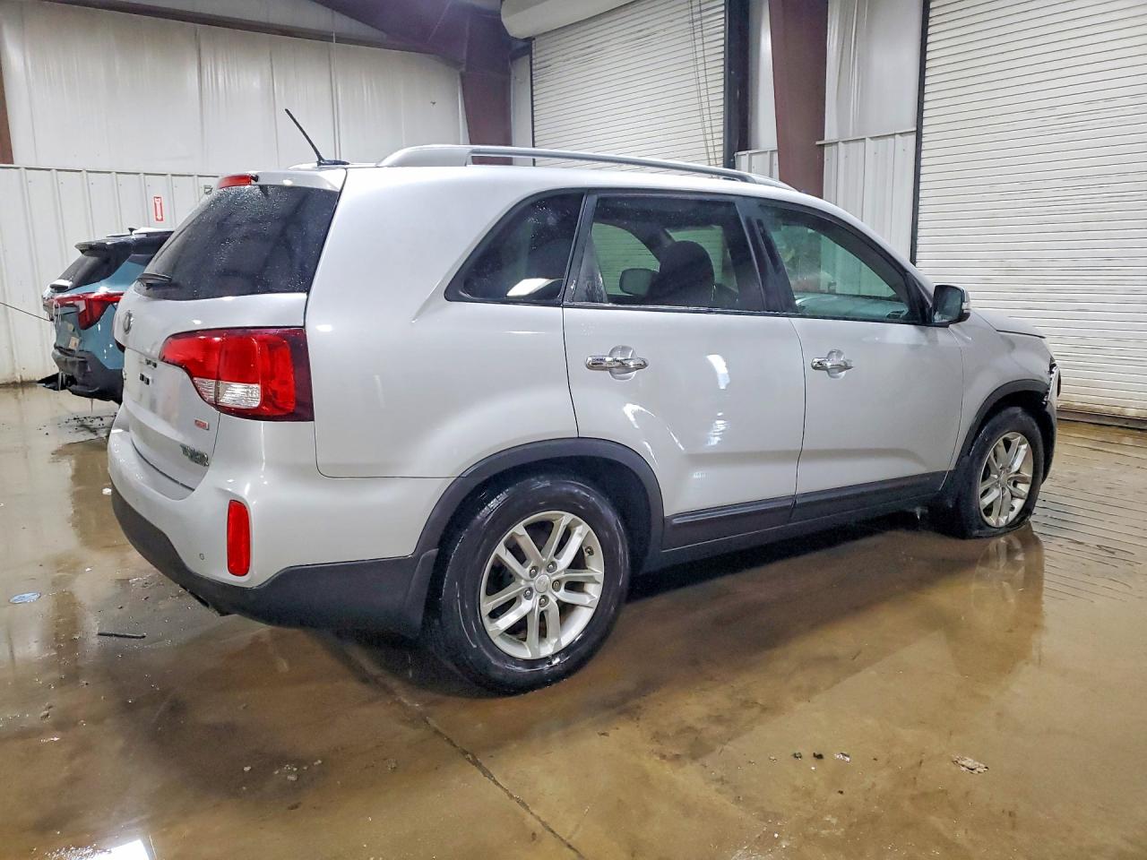 2015 KIA SORENTO LX photo 5