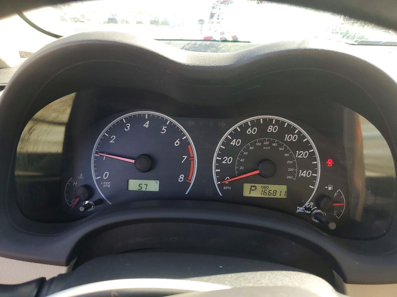 2011 TOYOTA COROLLA LE photo 9