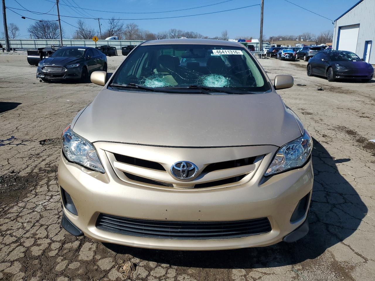 2011 TOYOTA COROLLA LE photo 5