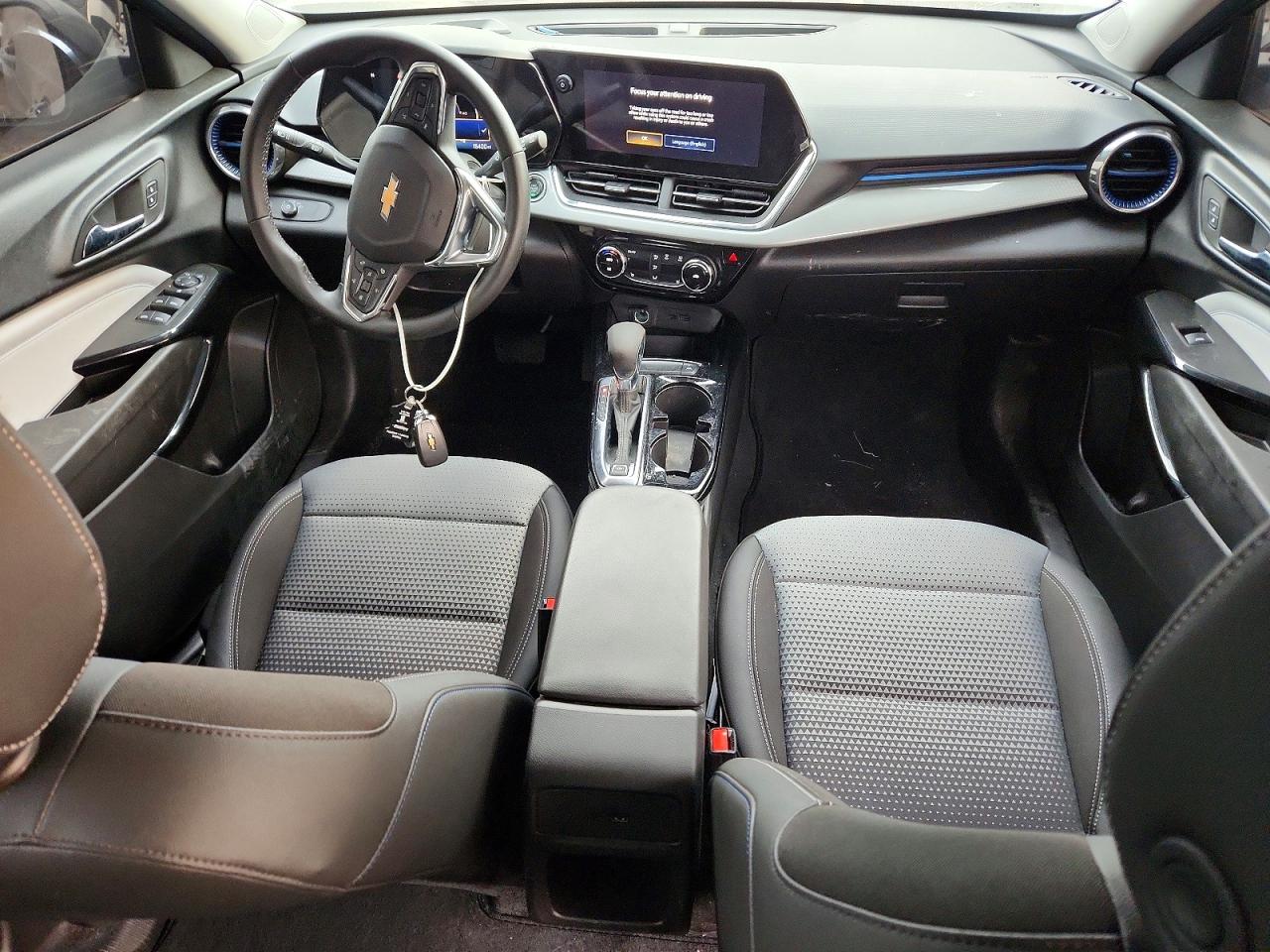 2025 CHEVROLET TRAX 1LT photo 15