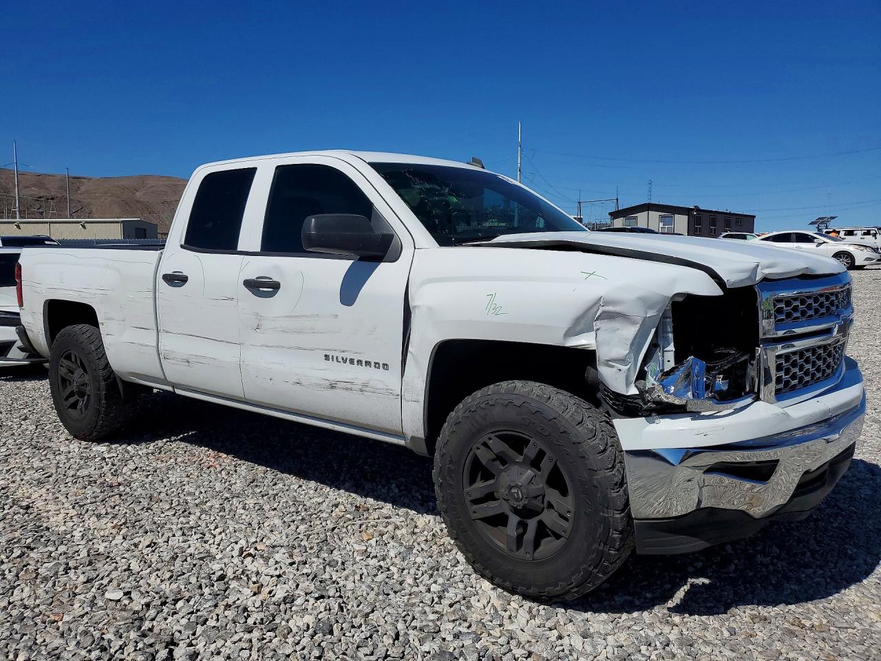 2014 CHEVROLET SILVERADO C1500 LT photo 7