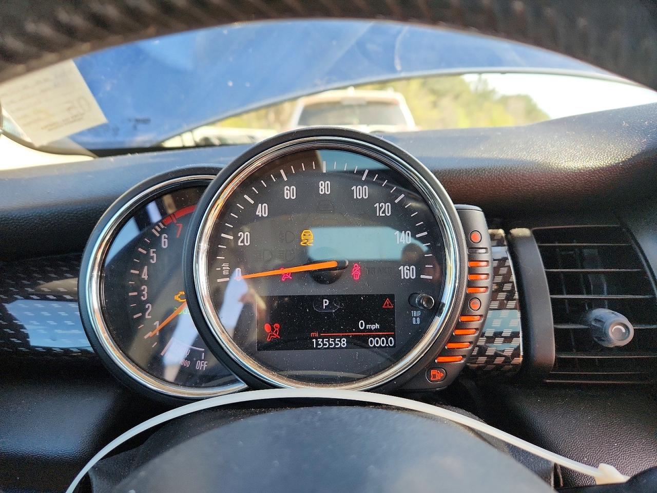2016 MINI COOPER S photo 17