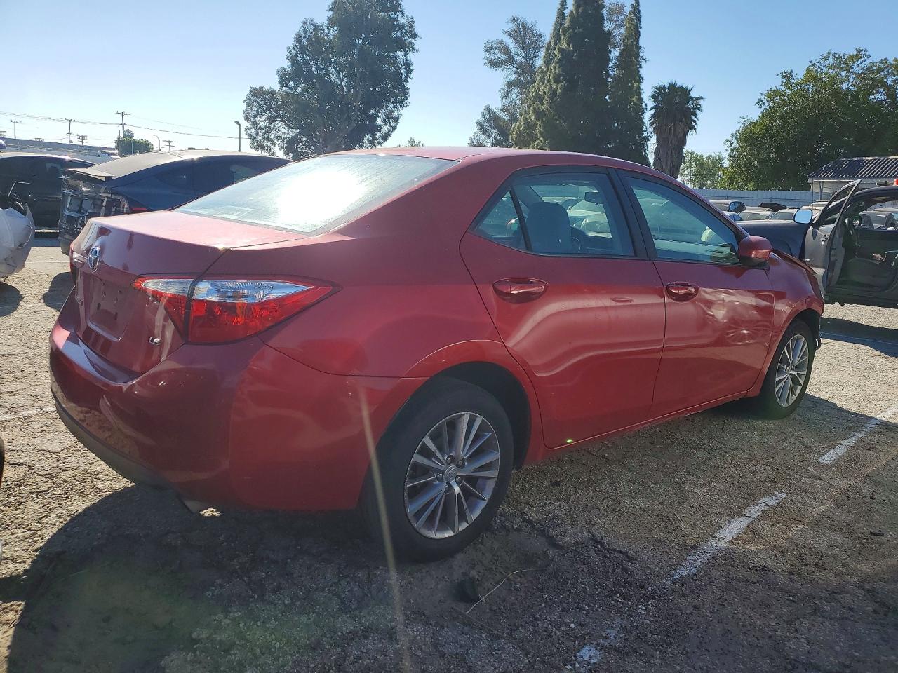 2015 TOYOTA COROLLA LE PLUS photo 3