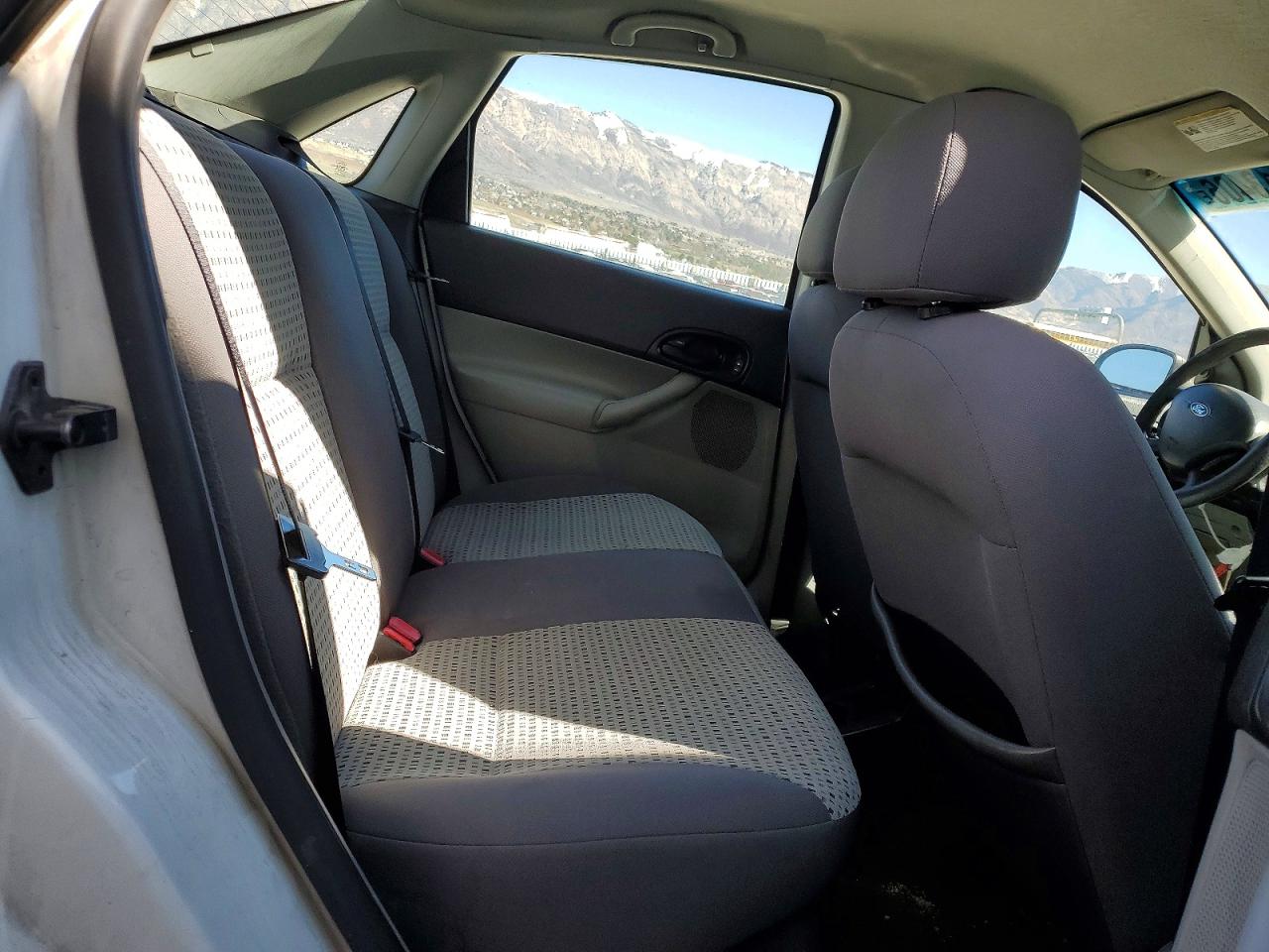 2007 FORD FOCUS photo 19