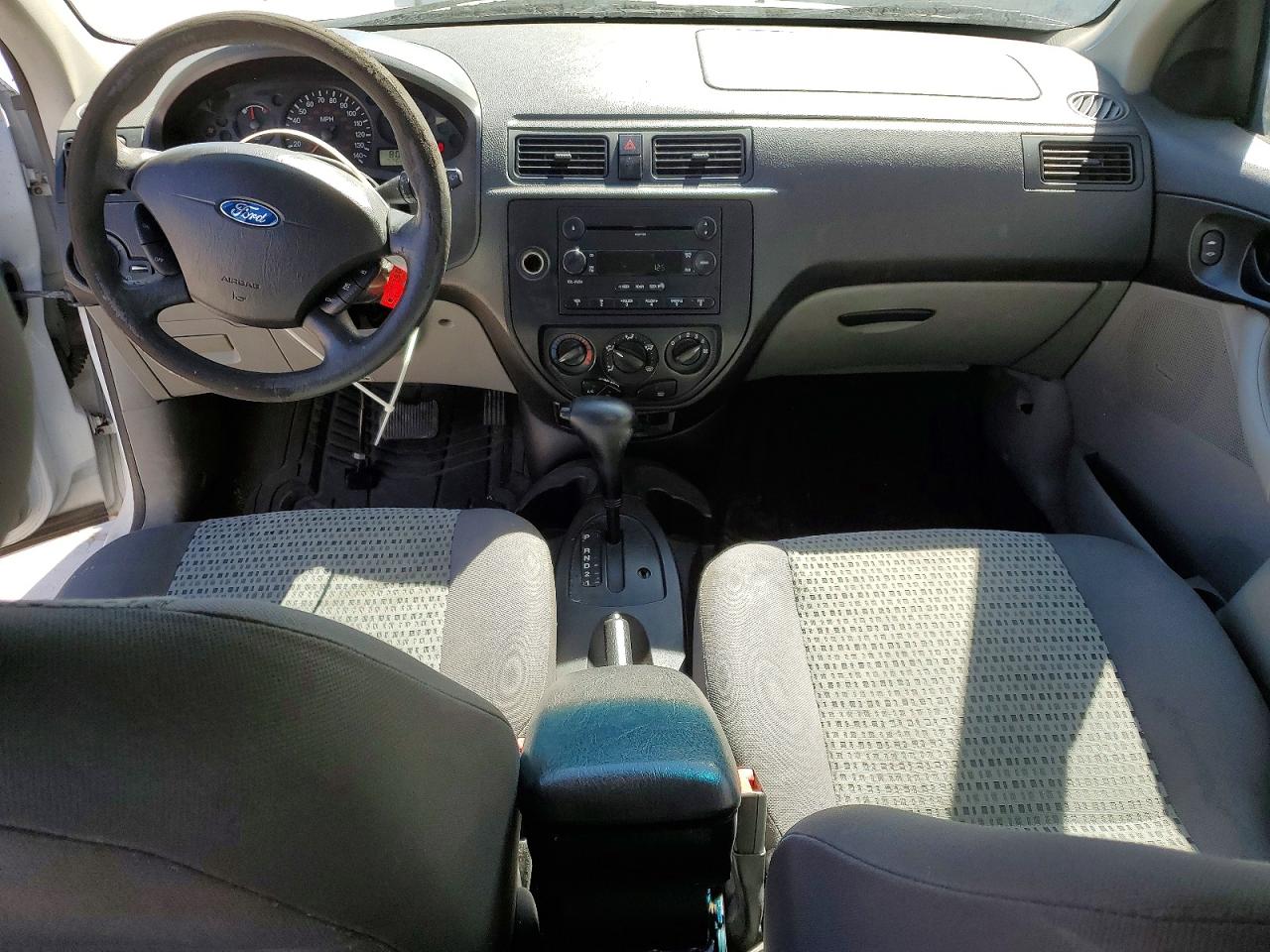 2007 FORD FOCUS photo 15